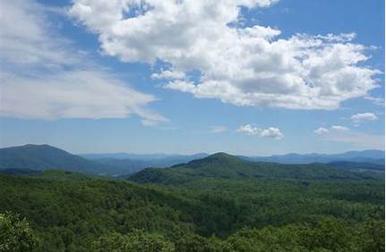 瓦屋山風(fēng)景區(qū)門(mén)票預(yù)定，瓦屋山風(fēng)景區(qū)門(mén)票預(yù)定電話？