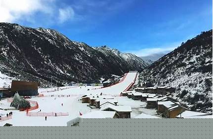 成都鷓鴣山滑雪門票，成都到鷓鴣山滑雪攻略？